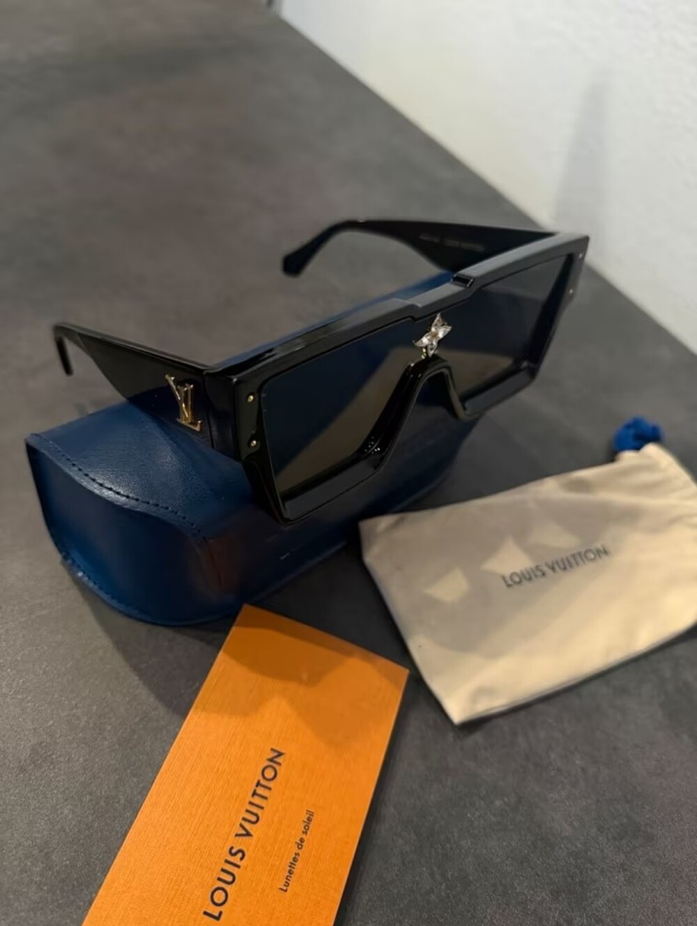 Louis Vuitton Black Cyclone Sunglasses